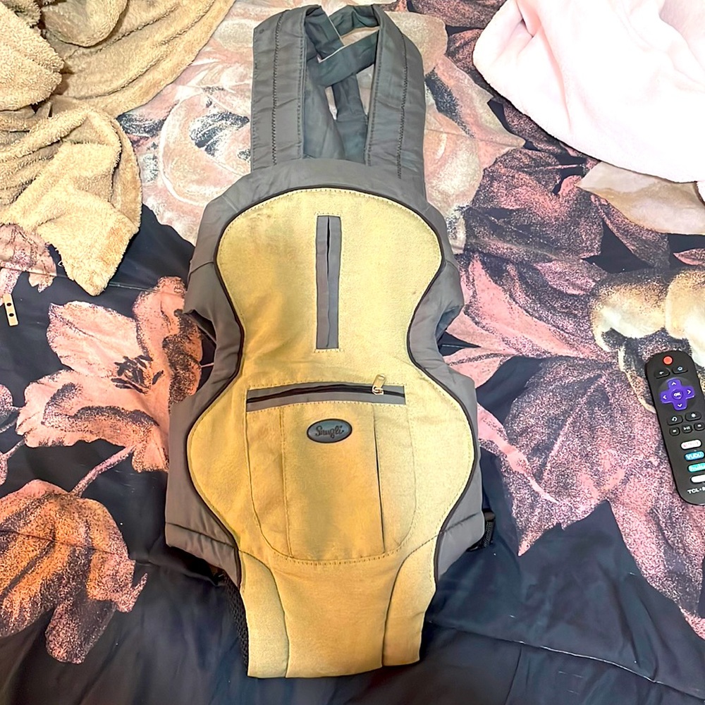 Kangaroo pouch